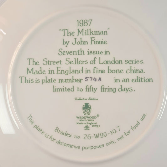 Servizio di 7 piatti da collezione Wedgwood- serie "The Street Sellers of London Series"