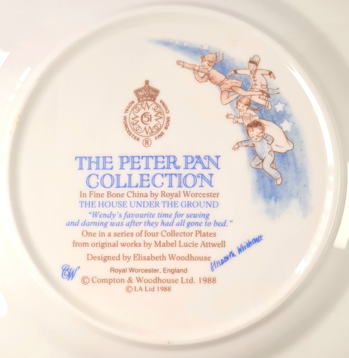 Piatto Royal Worcester - The Peter Pan Collection "The house under the ground"