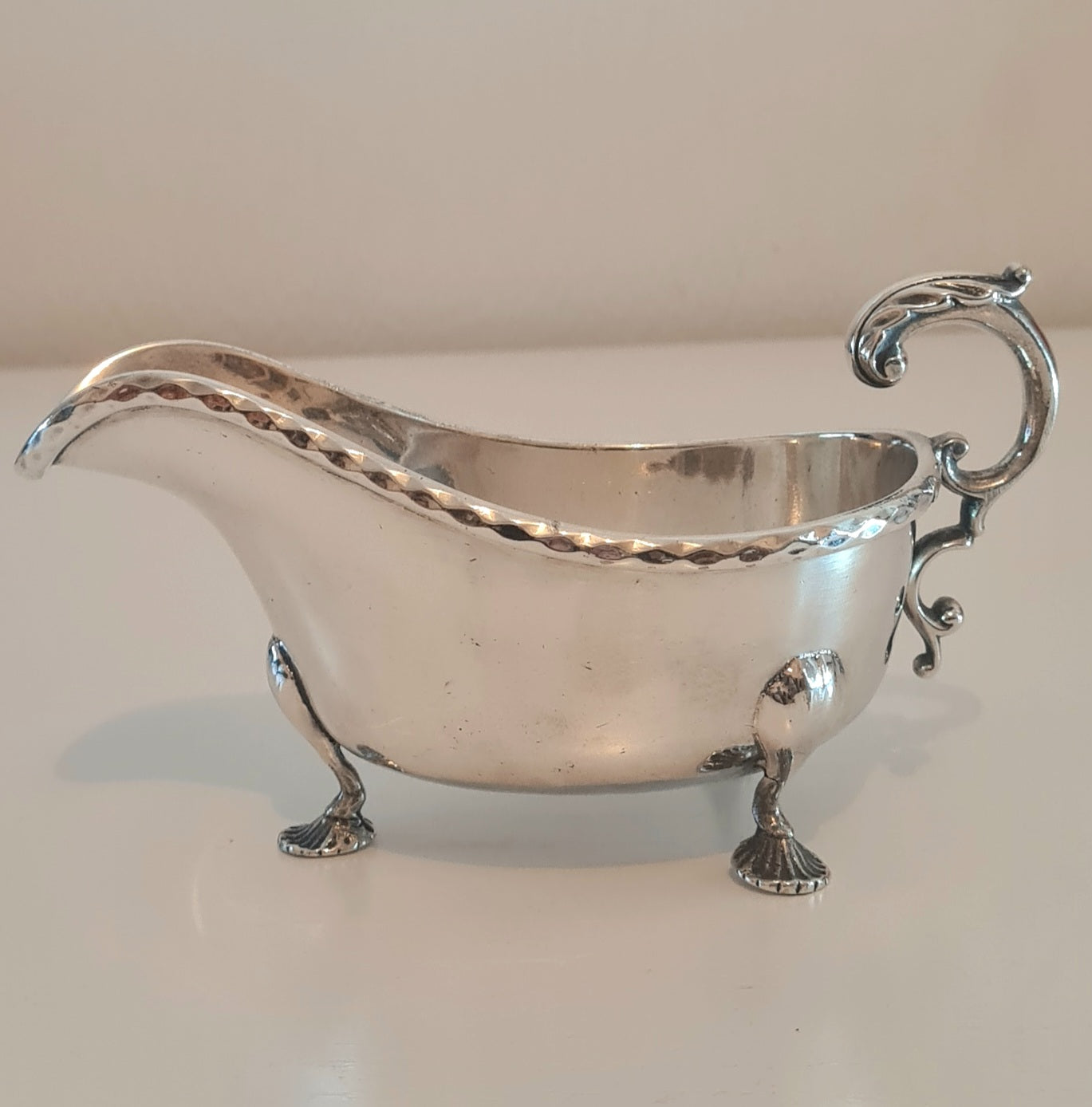 F & Sons Douglas Gravy Boat