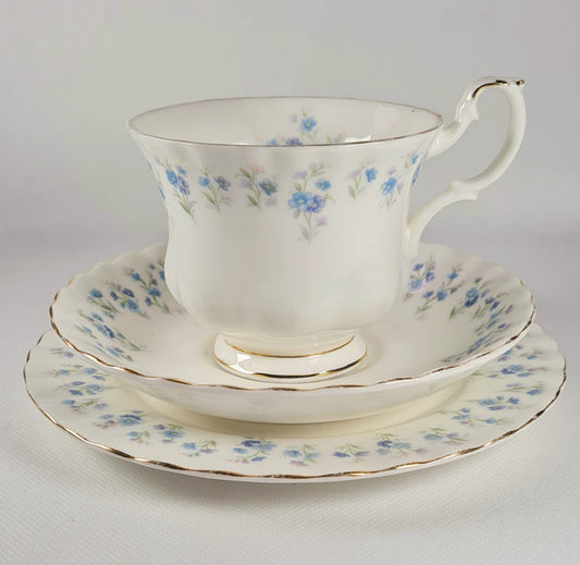 Tea trio Royal Albert - Memory Lane