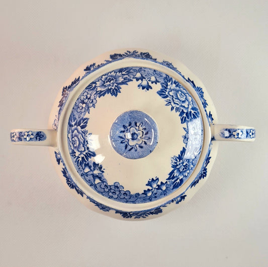 Zuccheriera Salem - Colonial Village