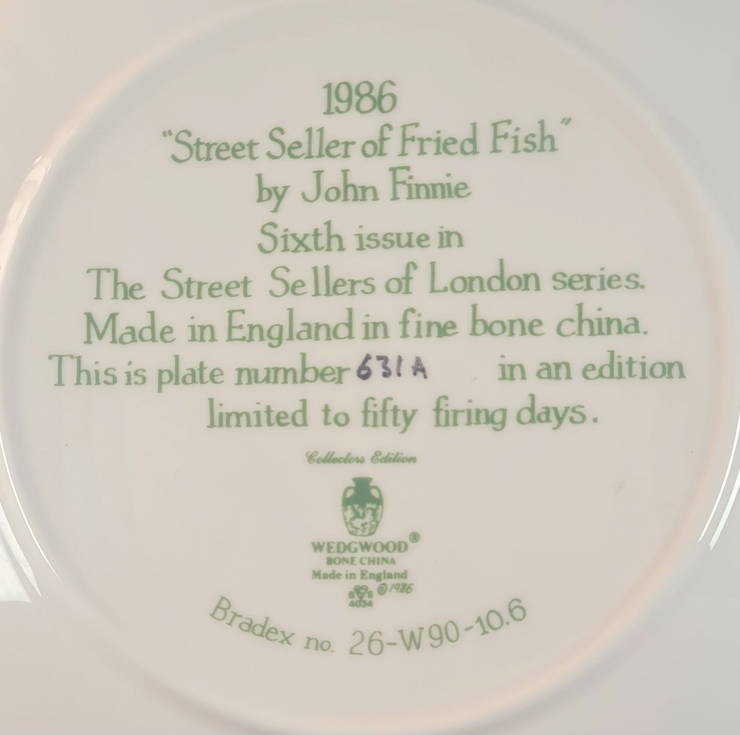 Servizio di 7 piatti da collezione Wedgwood- serie "The Street Sellers of London Series"