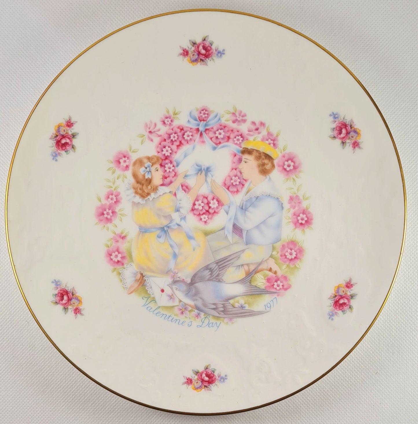 Piatto Royal Doulton - serie "My Valentine" 1977