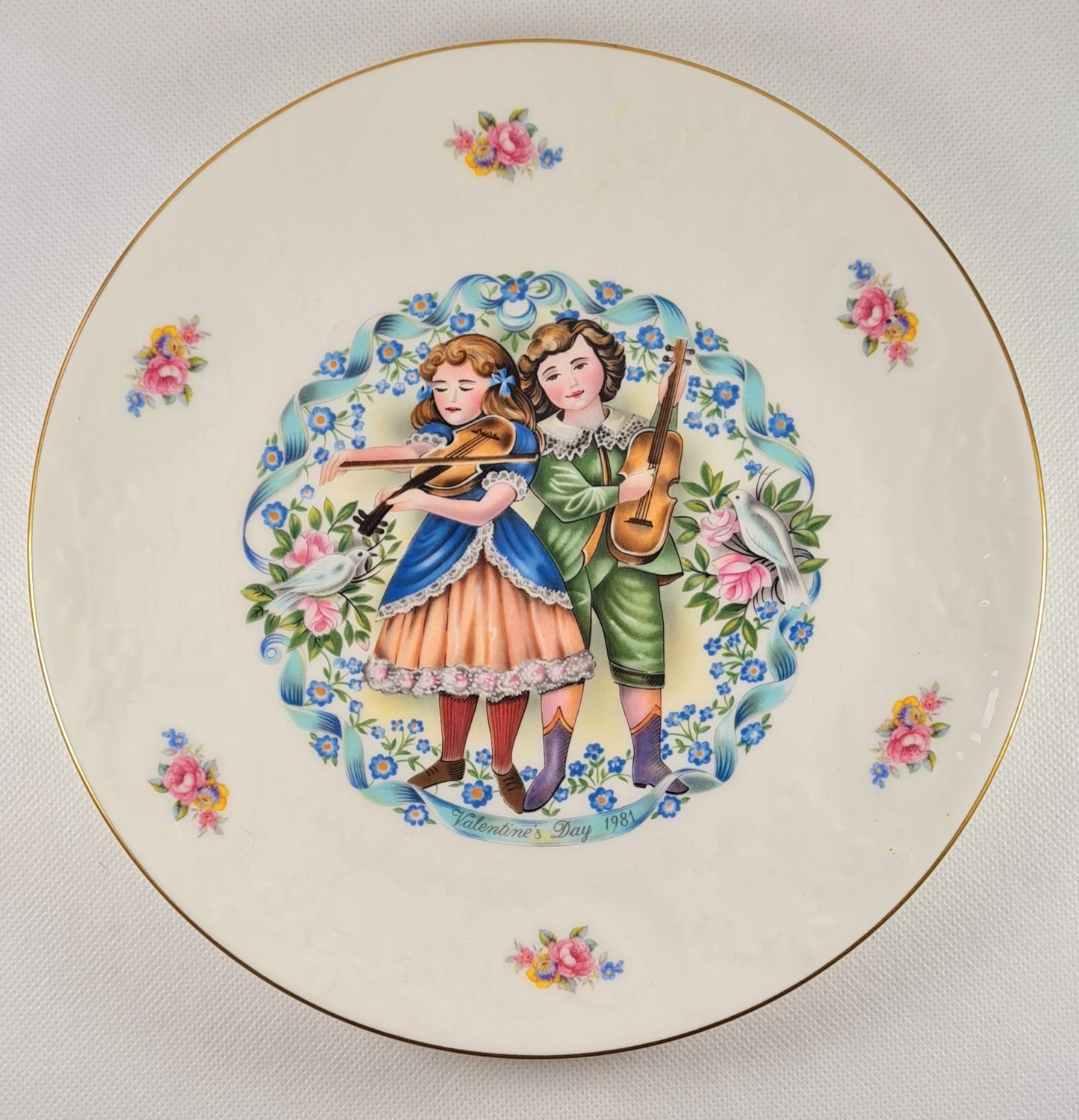 Piatto Royal Doulton - serie "My Valentine" 1981