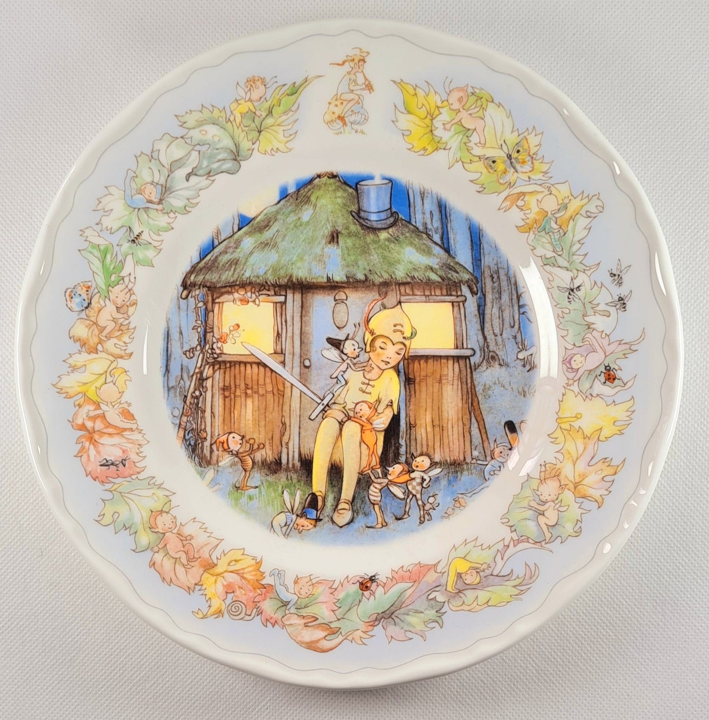 Piatto Royal Worcester - The Peter Pan Collection "Peter keeps watch"