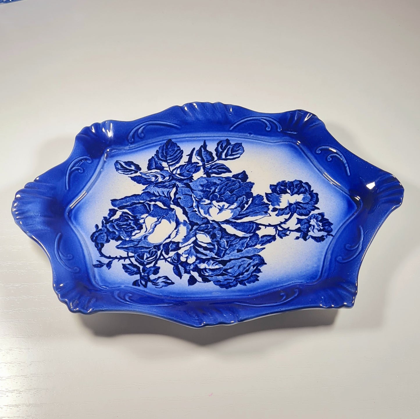Cheese dish Victoria Staffordshire - flow blue