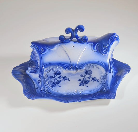 Cheese dish Victoria Staffordshire - flow blue