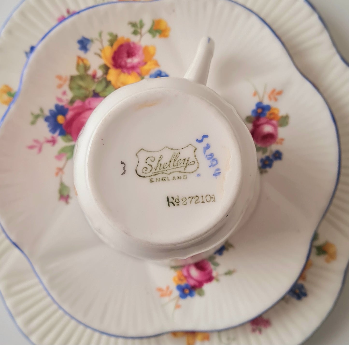 4 coffee trio + piatto torta - Shelley