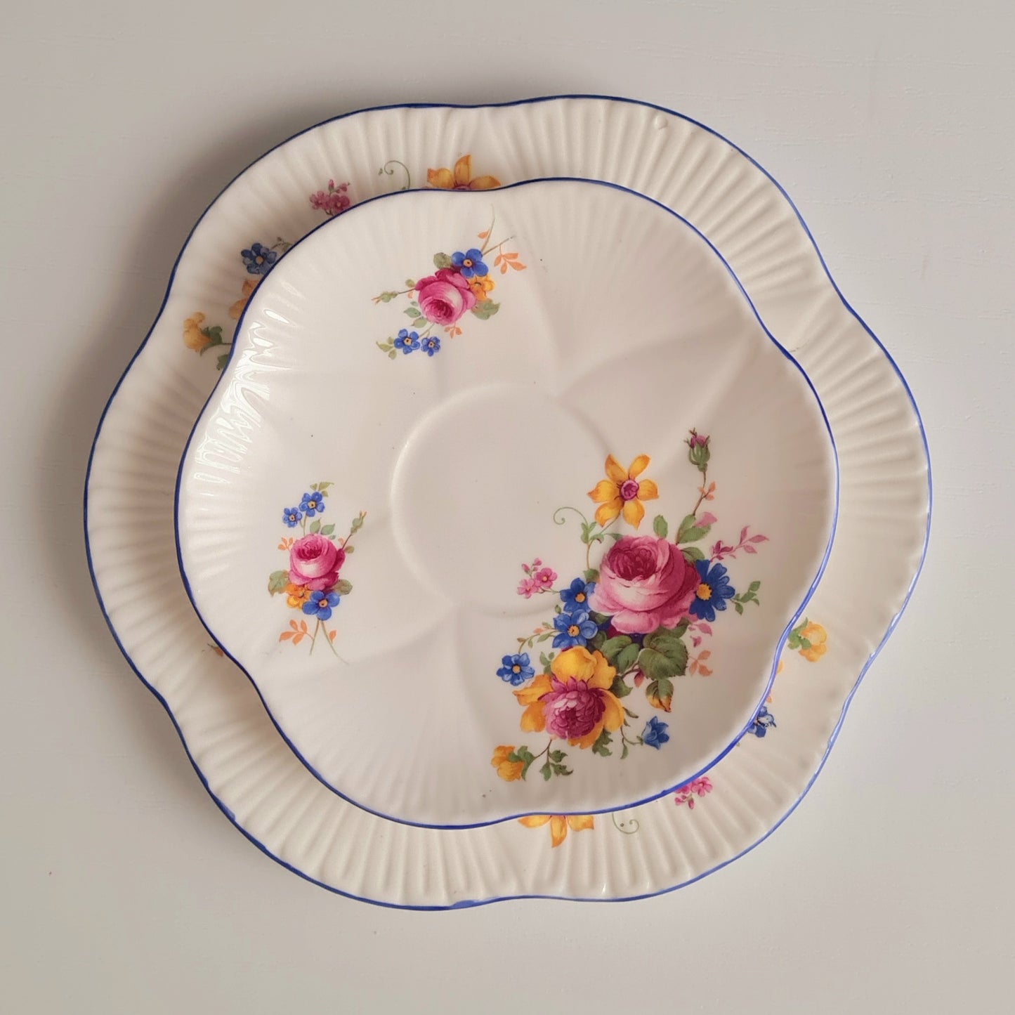 4 coffee trio + piatto torta - Shelley