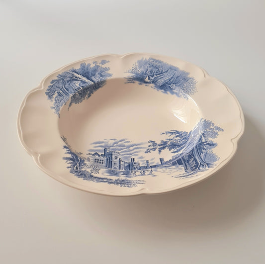 8 piatti fondi Johnson Bros - "Haddon Hall"