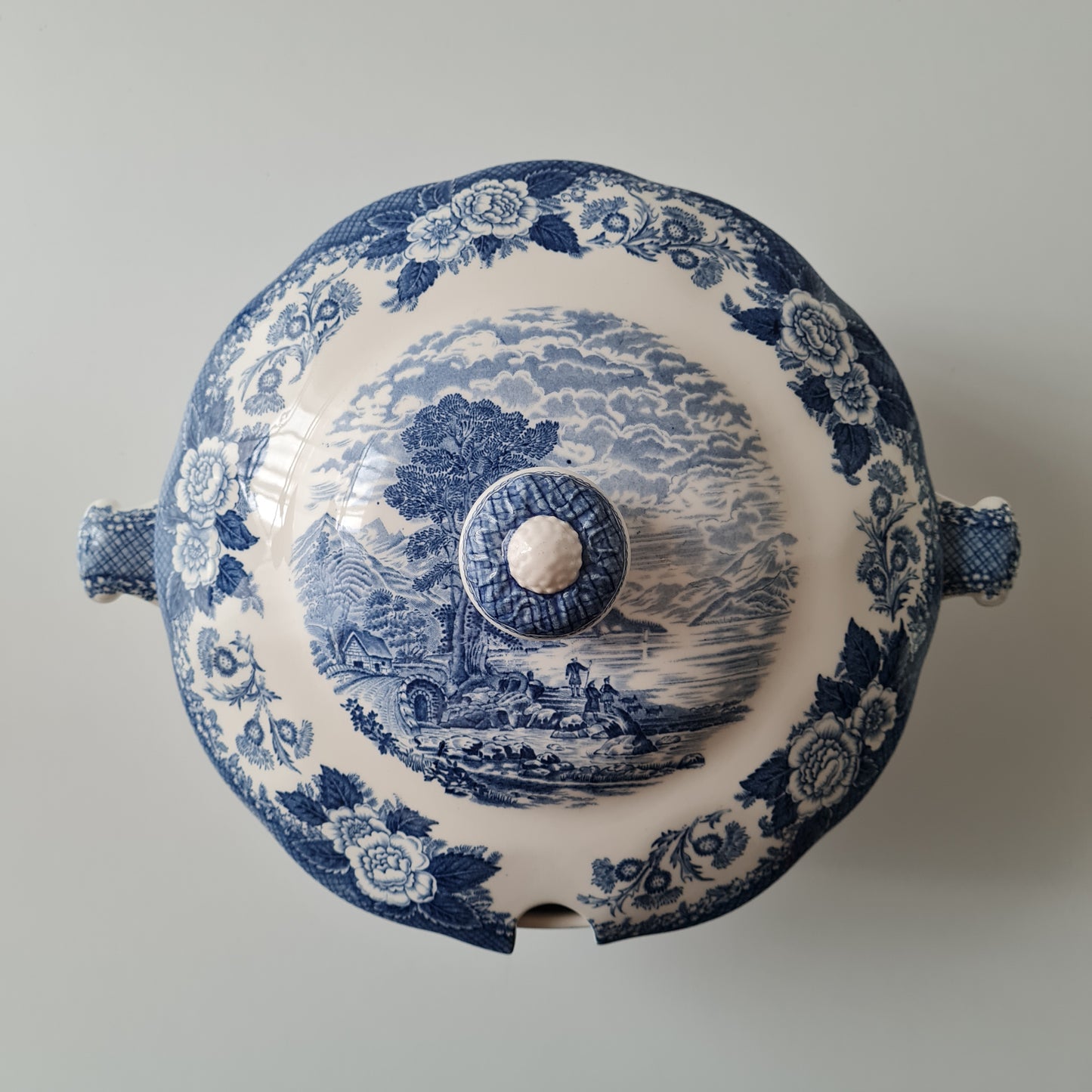 Legumiera Wedgwood - Lochs of Scotland