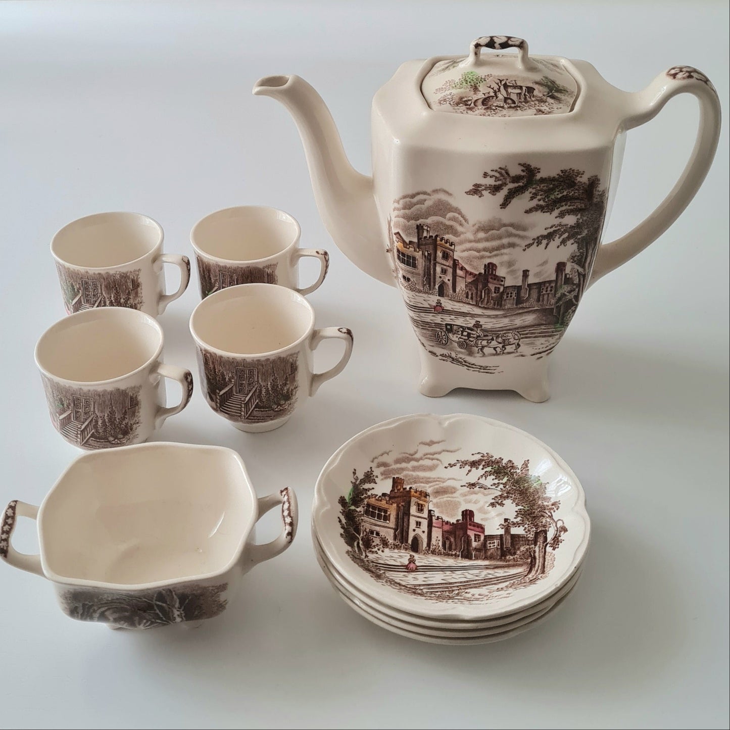 4 coffe duo + zuccheriera + caffettiera Johnson Bros - Haddon Hall